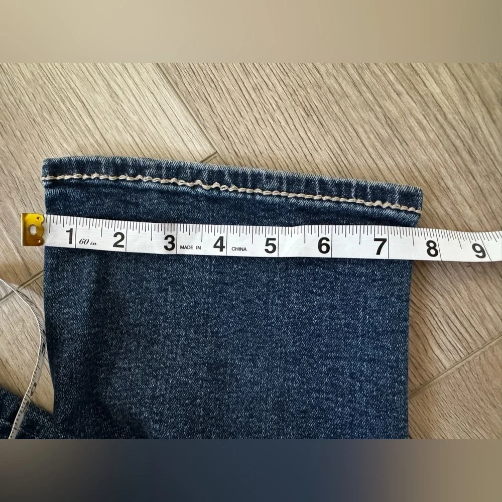 True Religion Blue Skinny Jeans with Classic Style 👖